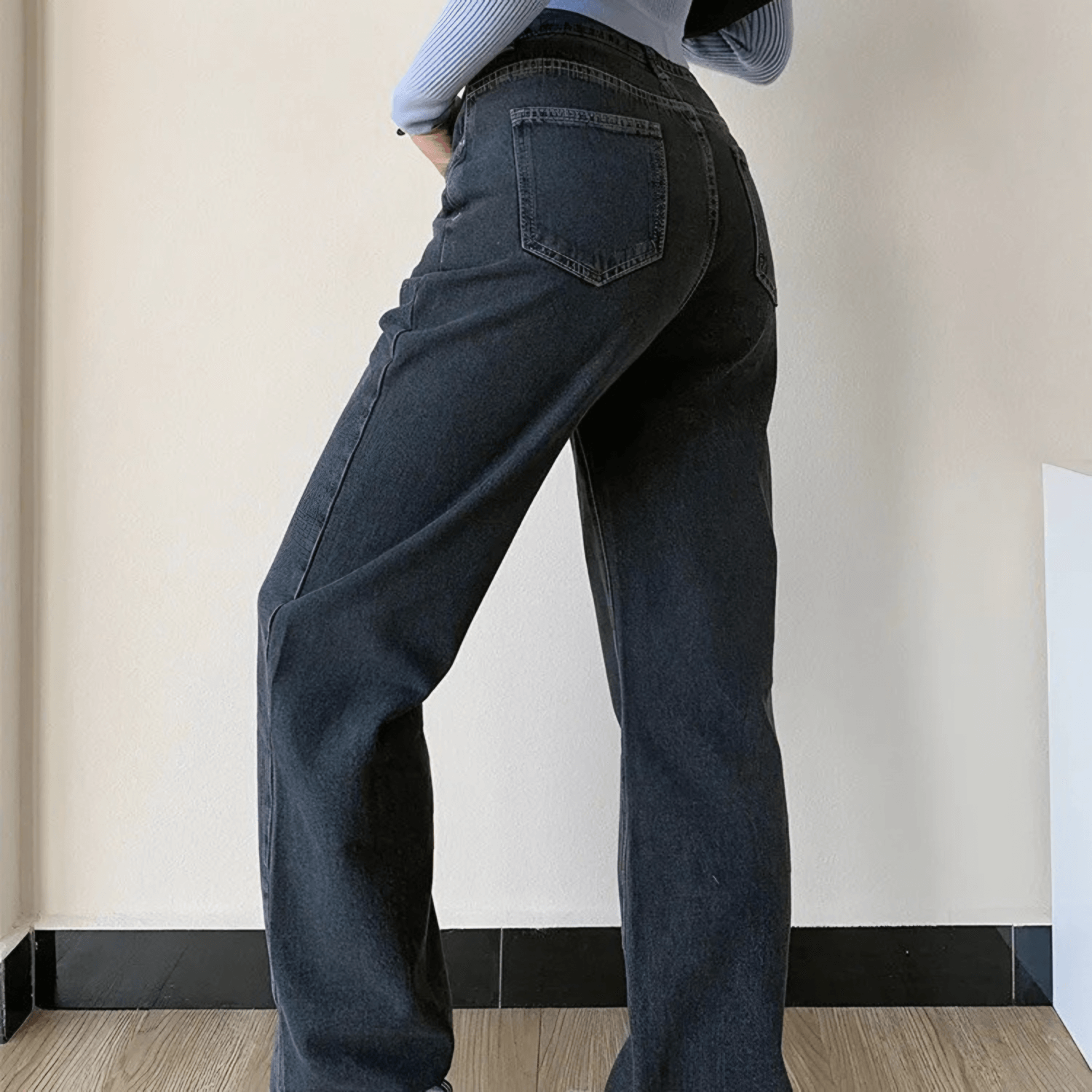 Straight Jeans