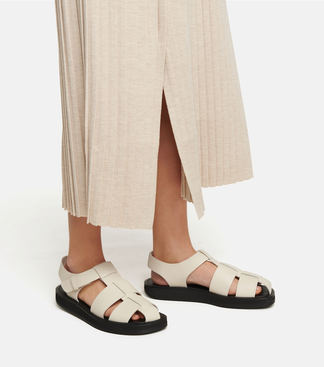 The Bax Fisherman leather sandals white