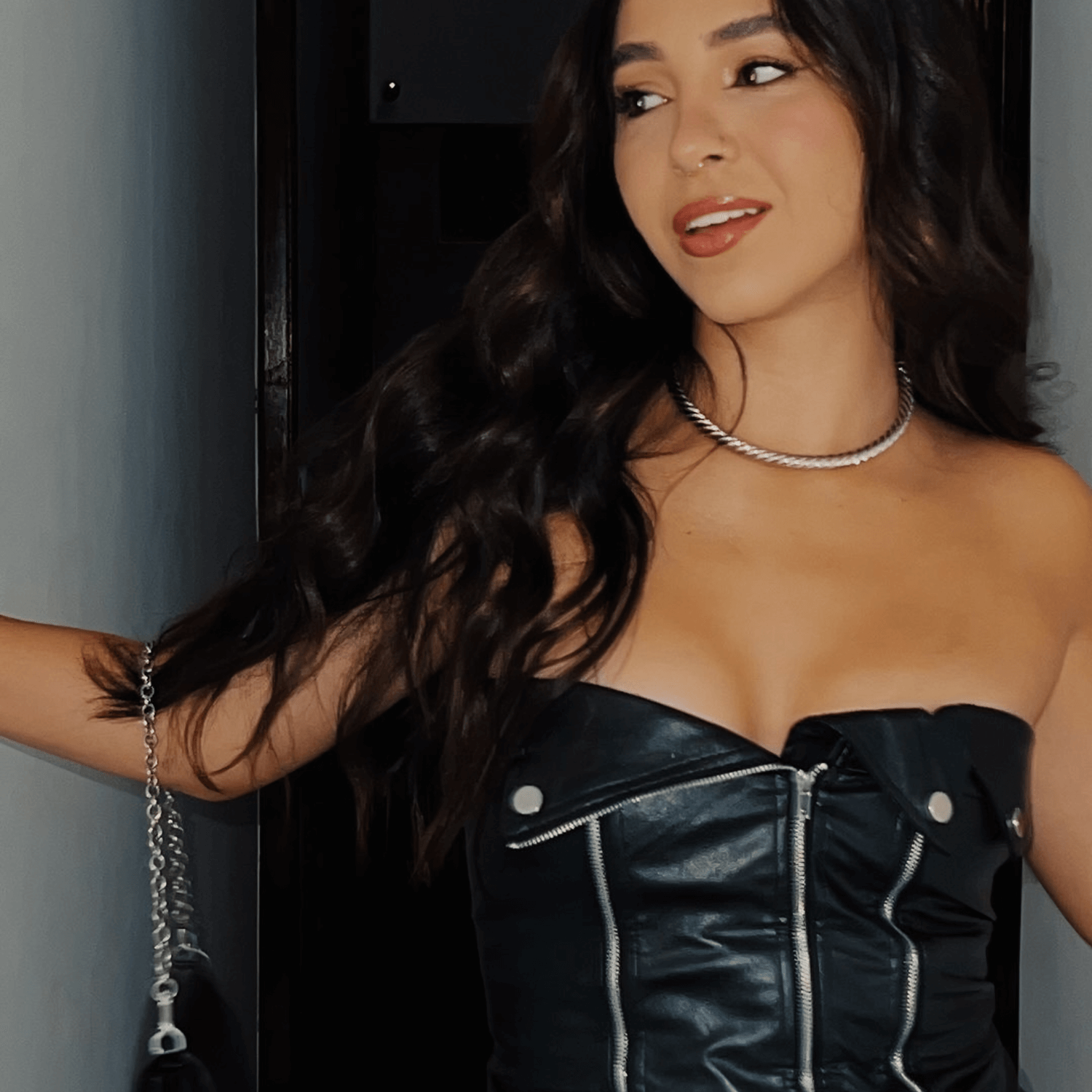Dark Top